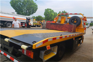 香坊附近拖车电话号码服务